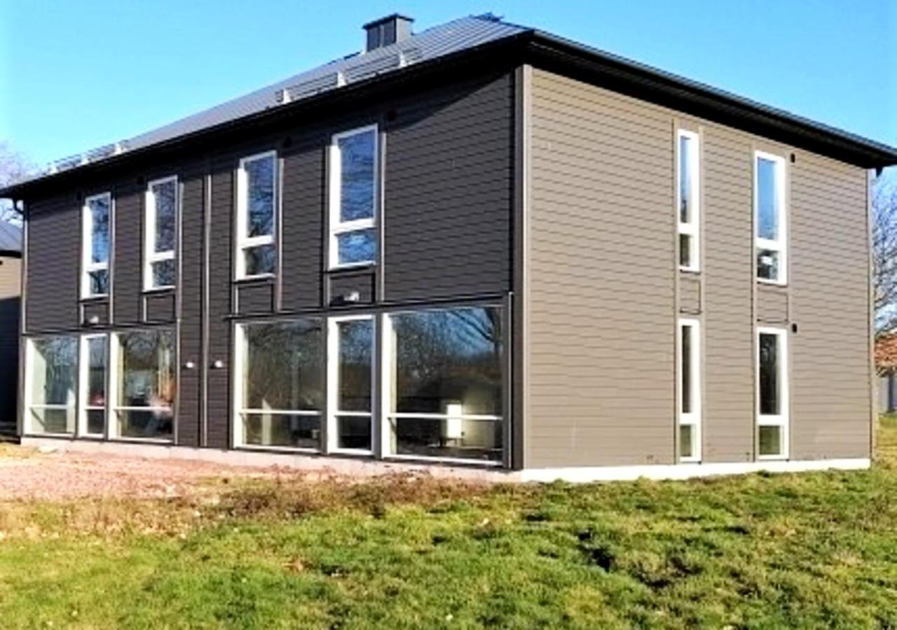 Saxnaes Ferieboende L Sara Farjestaden Bagian luar foto